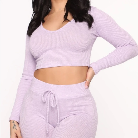 Fashion Nova Tops - NWT Wanderlust Lavender V-neck long Sleeve hoodie